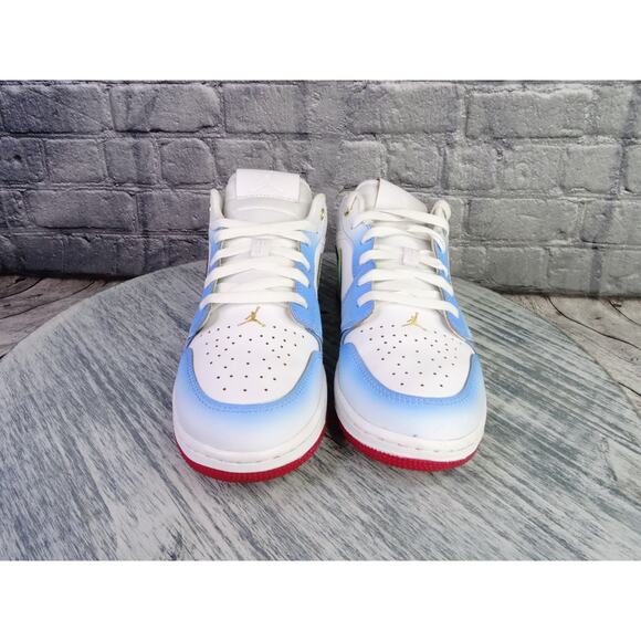 Air Jordan 1 Low SE GS White/Game Royal-White Youth 7Y Women 8.5 VNDS Excellent - Picture 3 of 16